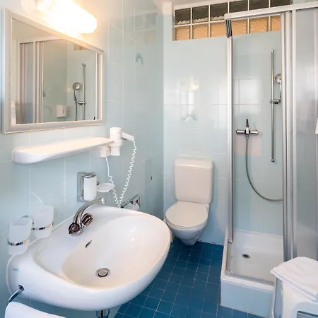 Szálloda Rondinella Locarno