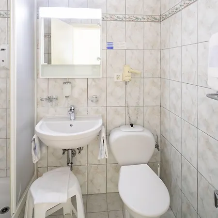 Szálloda Rondinella 2*