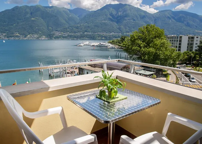 Rondinella Локарно